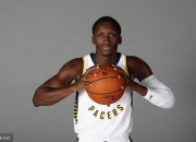 开云体育官网-火箭险胜步行者，戈贝尔点燃赛场