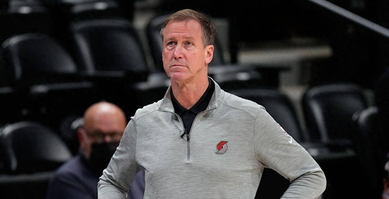 开拓者主帅斯托茨智斗对手，率队取胜