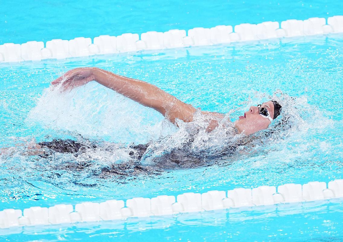 比利时选手表现优异夺得游泳冠军