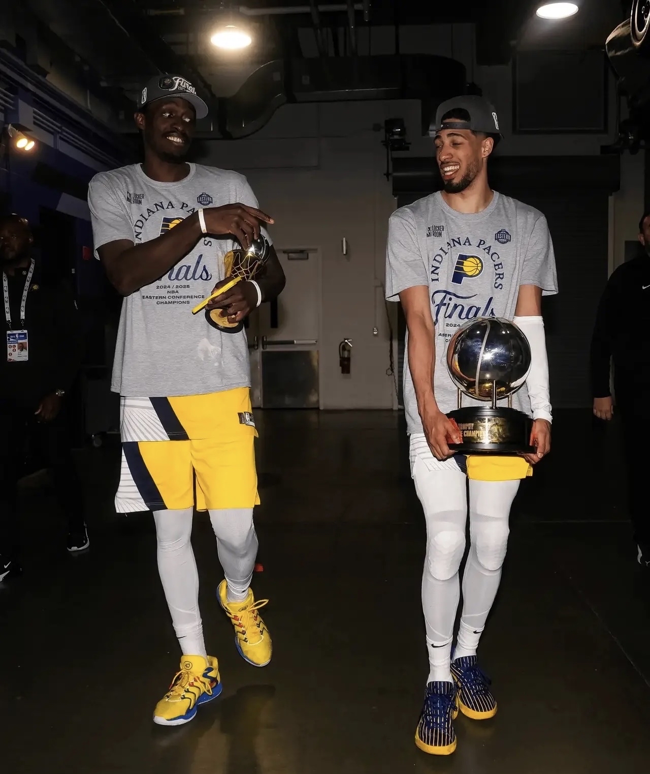 76人横扫猛龙，西亚卡姆带队取胜