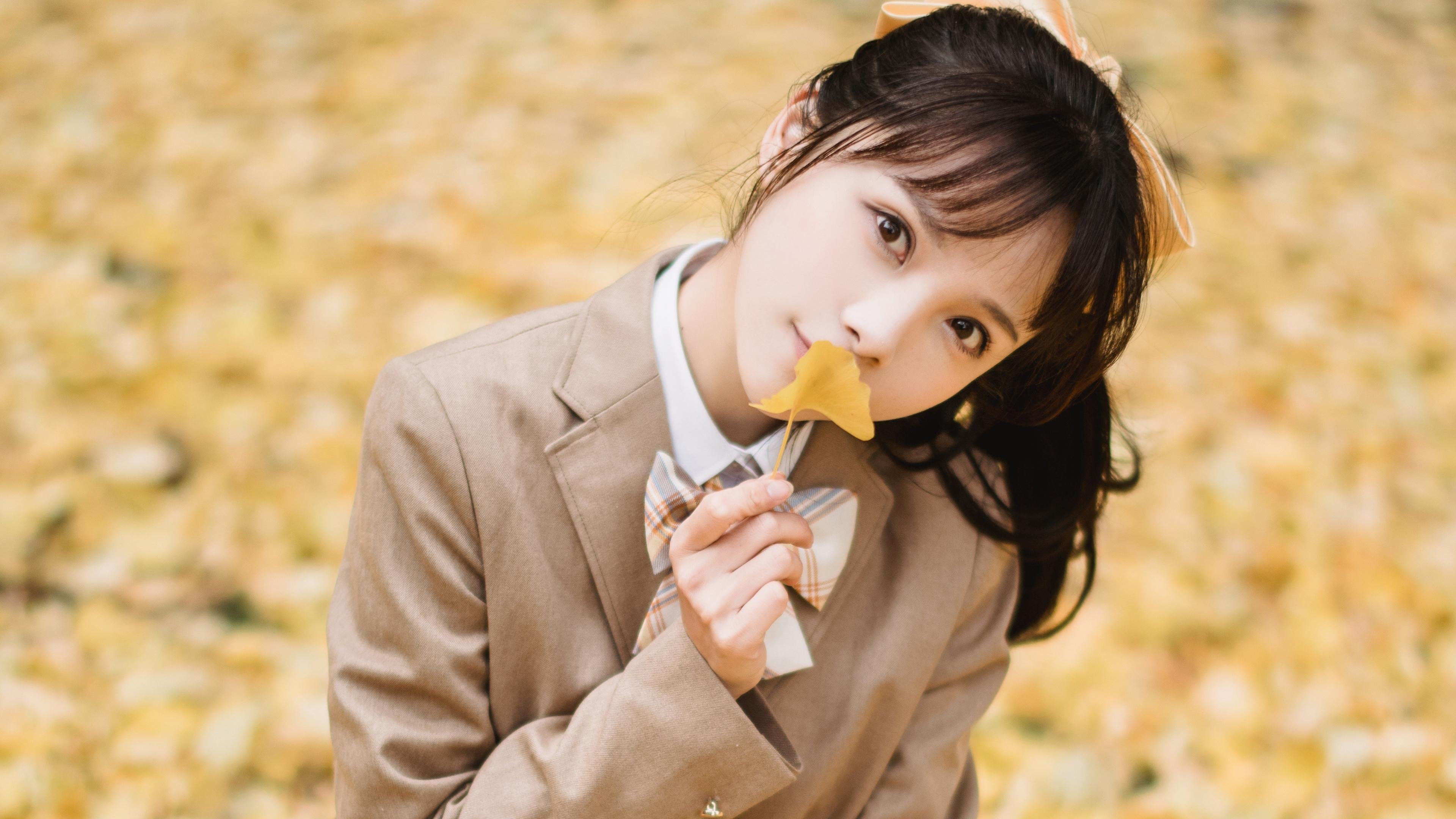 双重战场的碰撞，北京队弯道超车终结鹈鹕，爱德华兹在F1赛道接管比赛