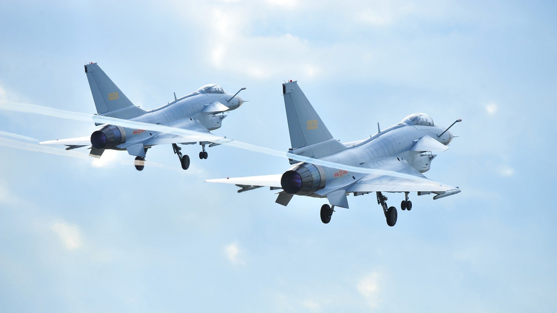 三分雨下，利拉德爆发破云；绿军铁幕，浙江队难越雷池