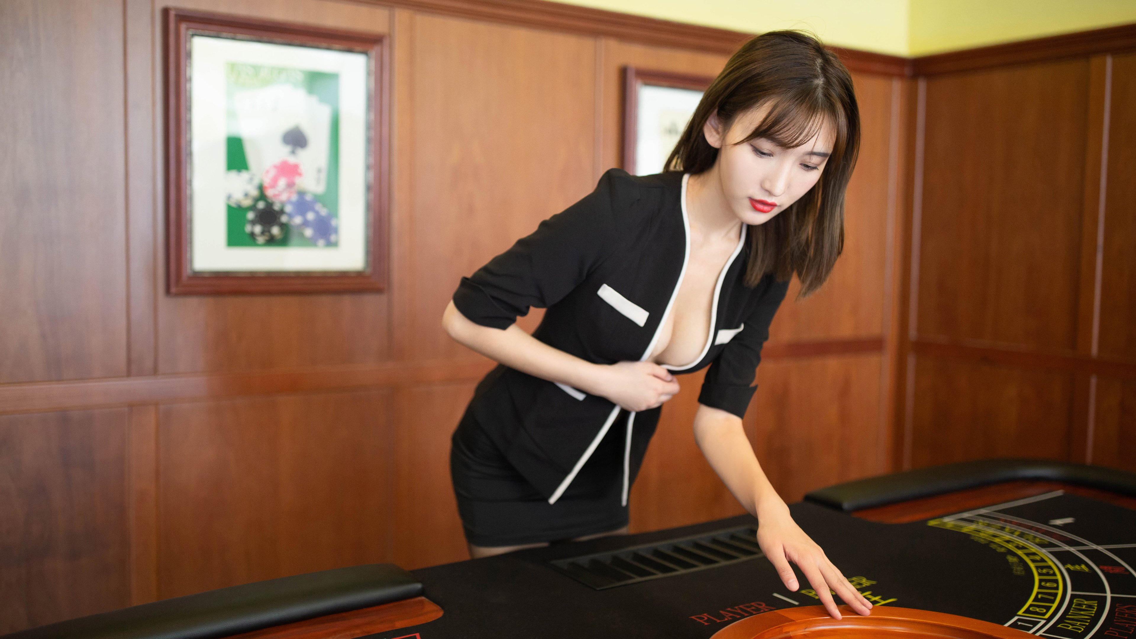 黑星闪耀圣西罗,奥纳纳神扑定乾坤,加纳战术革命全面压制米兰